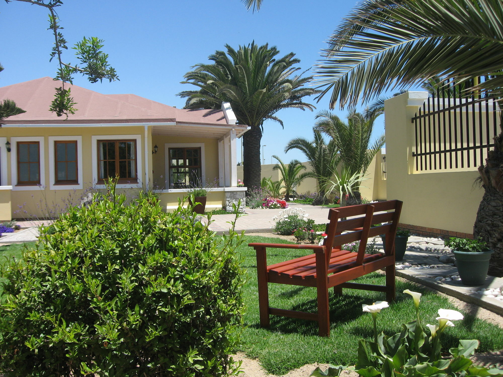 Cornerstone Guesthouse Swakopmund Exterior foto
